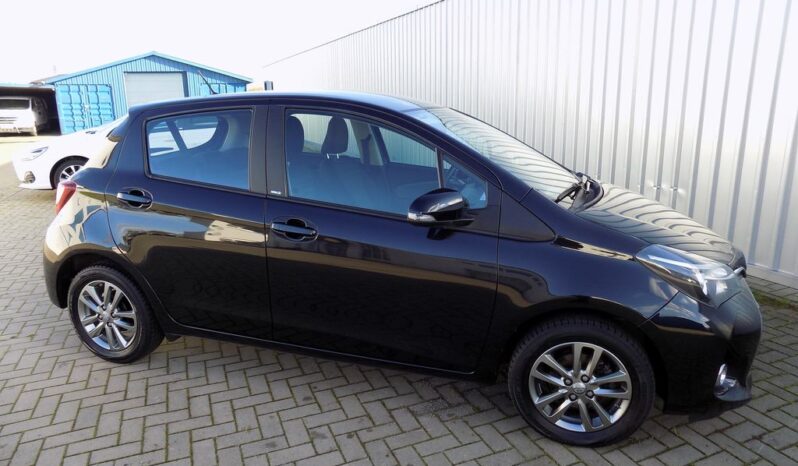 Toyota Yaris Edition-S voll