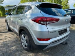 Hyundai Tucson voll