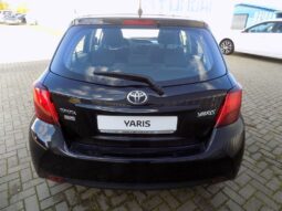 Toyota Yaris Edition-S voll