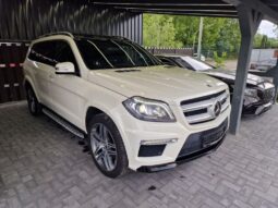 Mercedes-Benz GL 350 BlueTec 4Matic voll