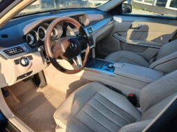 Mercedes-Benz E 220 T- Blue Efficiency voll