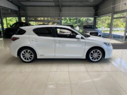 Lexus CT 200h voll